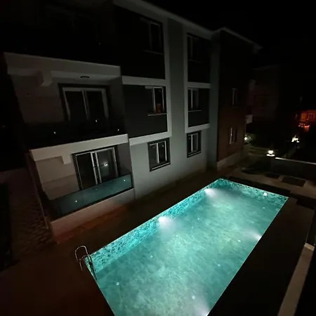 Gardenya Apartment *